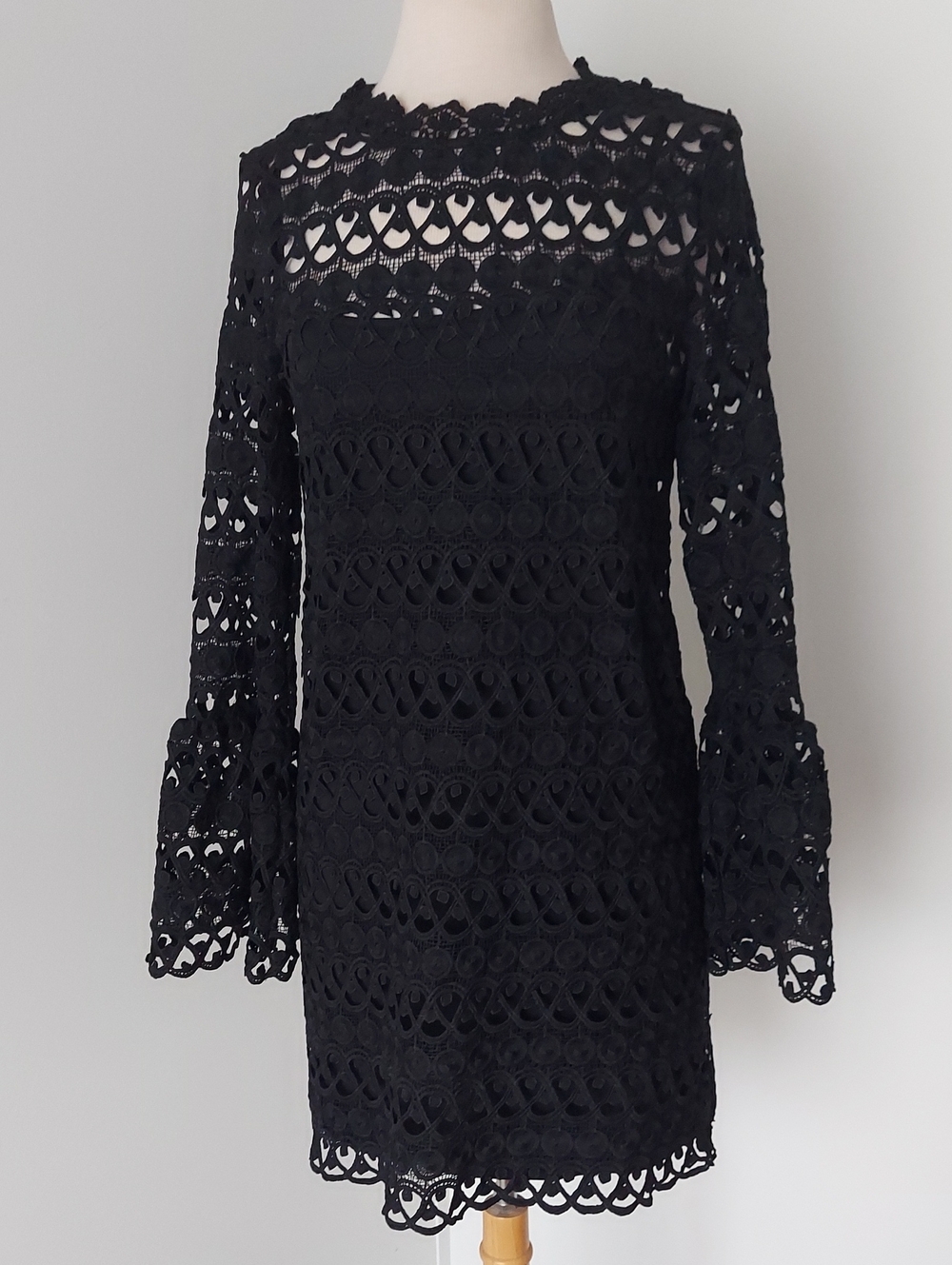 Sugarlips Black Crochet Lace Long-Sleeve Shift Dress